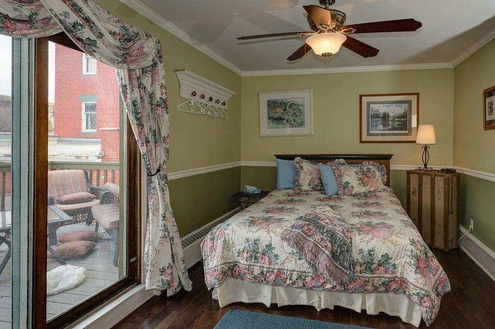 Country Encounters Accommodations Coleman Bagian luar foto