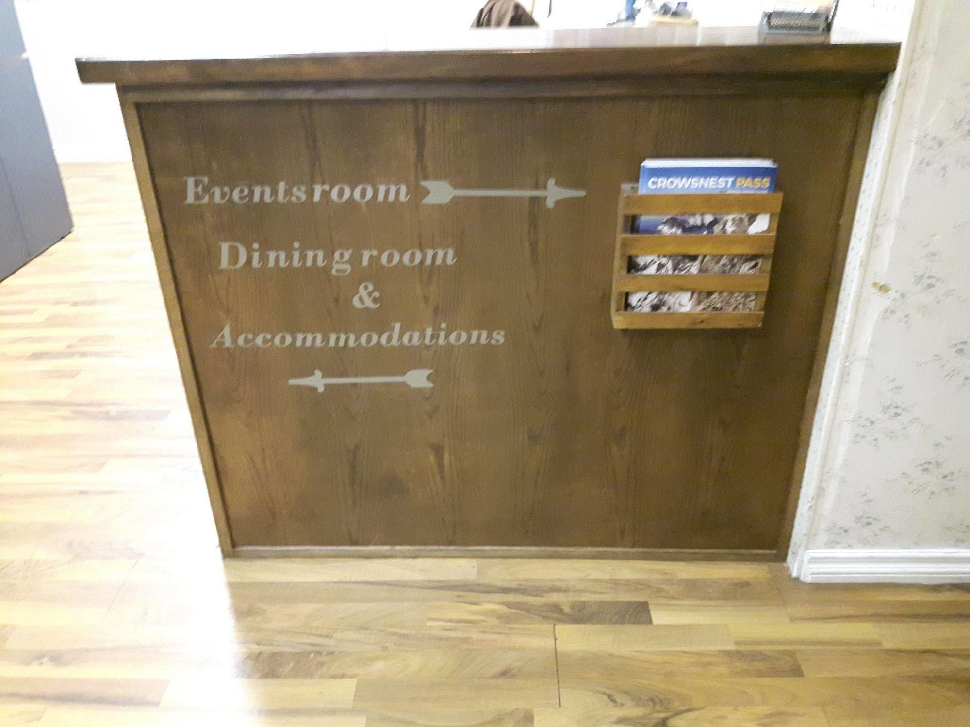 Country Encounters Accommodations Coleman Bagian luar foto