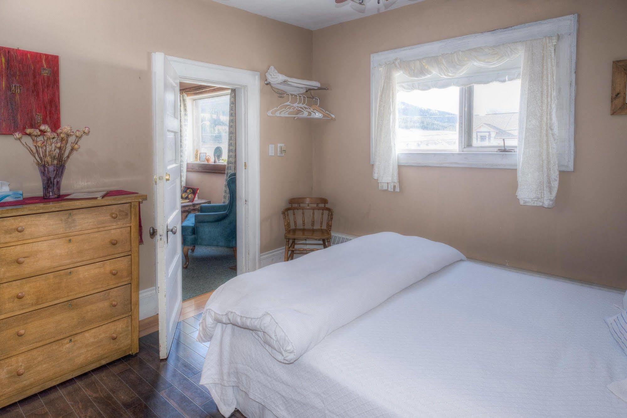 Country Encounters Accommodations Coleman Bagian luar foto