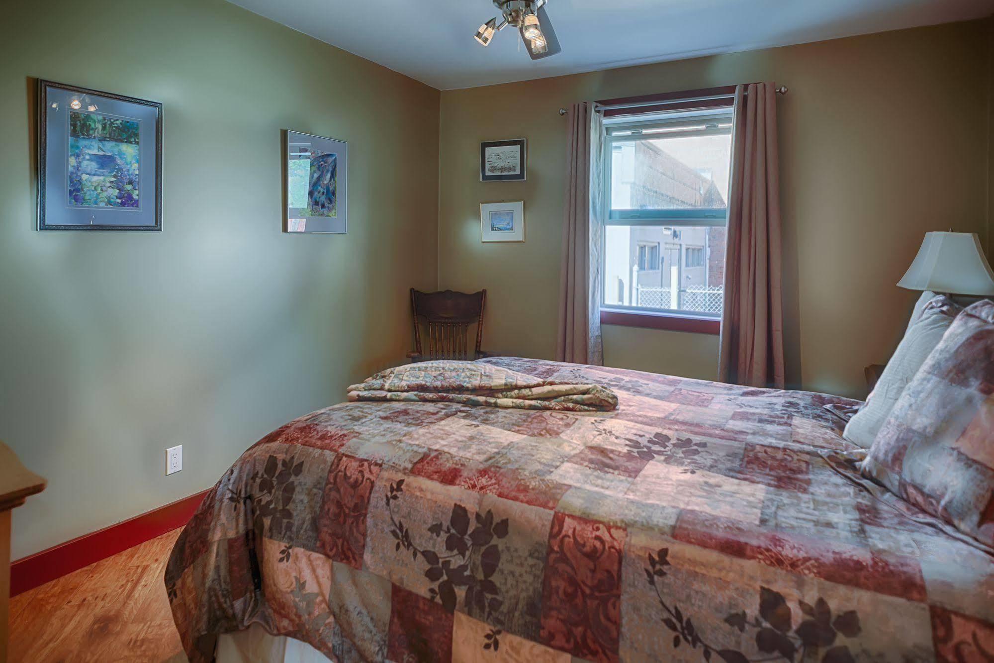 Country Encounters Accommodations Coleman Bagian luar foto